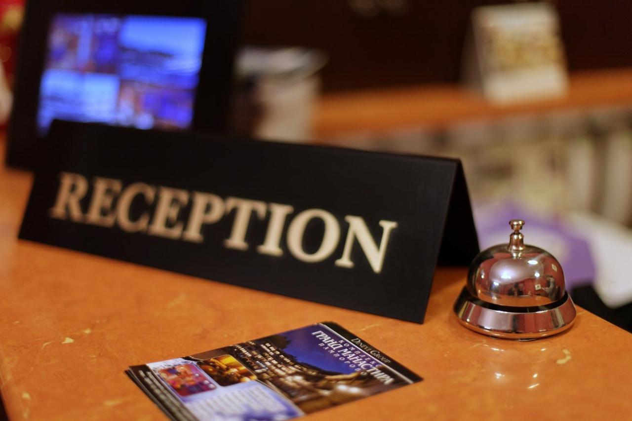 פמפורובו Grand Monastery Hotel Apartments מראה חיצוני תמונה