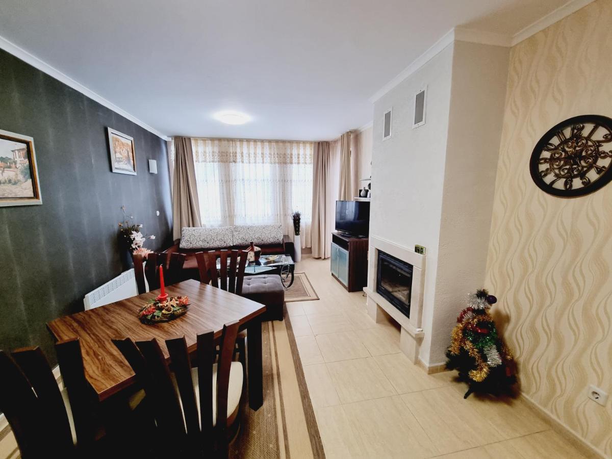 פמפורובו Grand Monastery Hotel Apartments מראה חיצוני תמונה