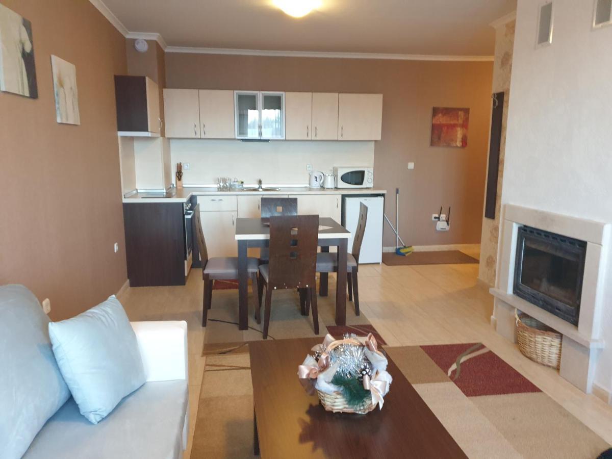 פמפורובו Grand Monastery Hotel Apartments מראה חיצוני תמונה