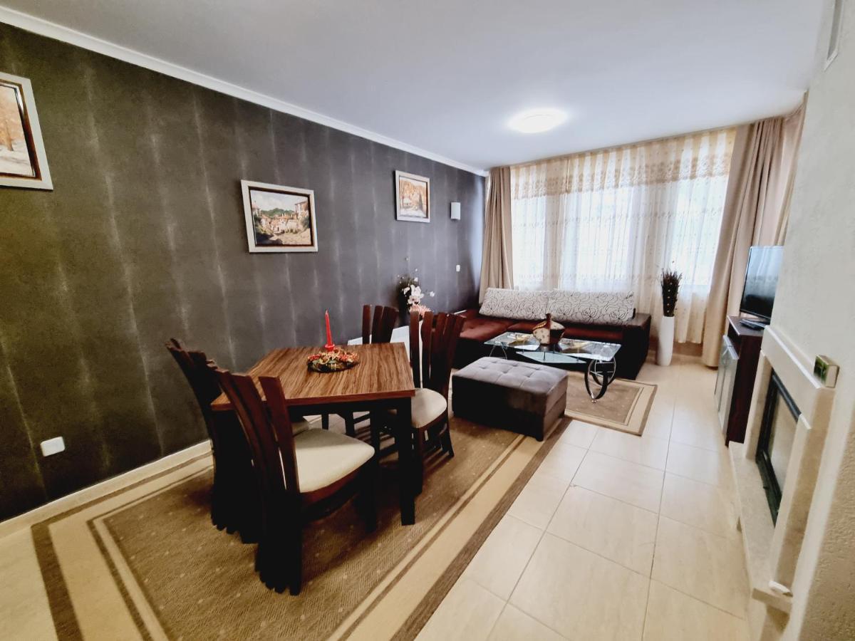 פמפורובו Grand Monastery Hotel Apartments מראה חיצוני תמונה