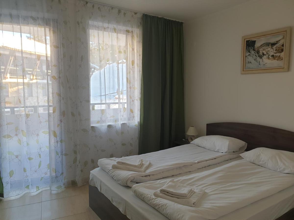 פמפורובו Grand Monastery Hotel Apartments מראה חיצוני תמונה