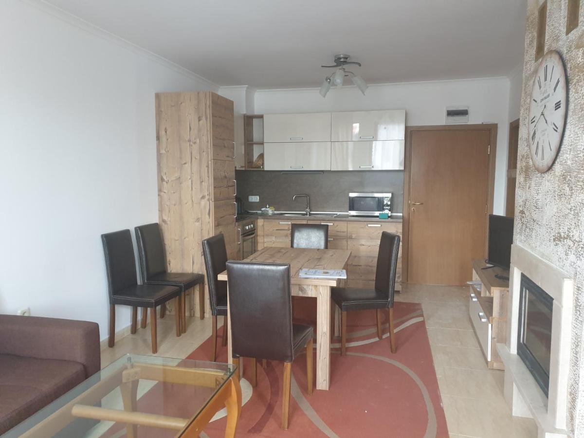 פמפורובו Grand Monastery Hotel Apartments מראה חיצוני תמונה