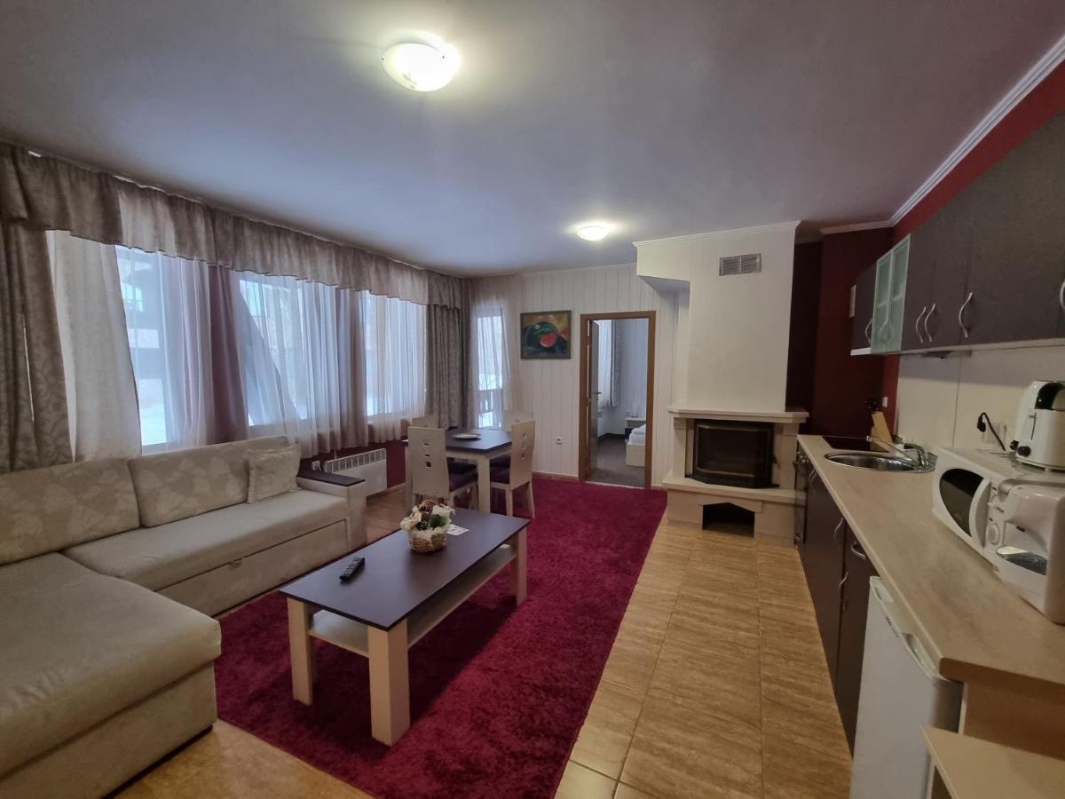 פמפורובו Grand Monastery Hotel Apartments מראה חיצוני תמונה